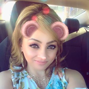 Meet your Posher, Celina